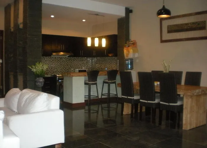 Villa Harum Sari Private *